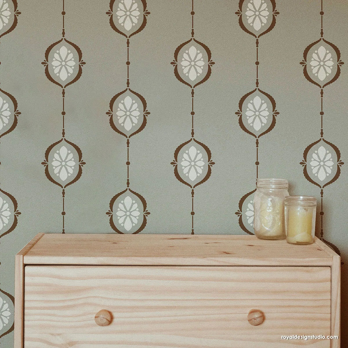 Chatelaine Stripes Wall Stencil - Image 4
