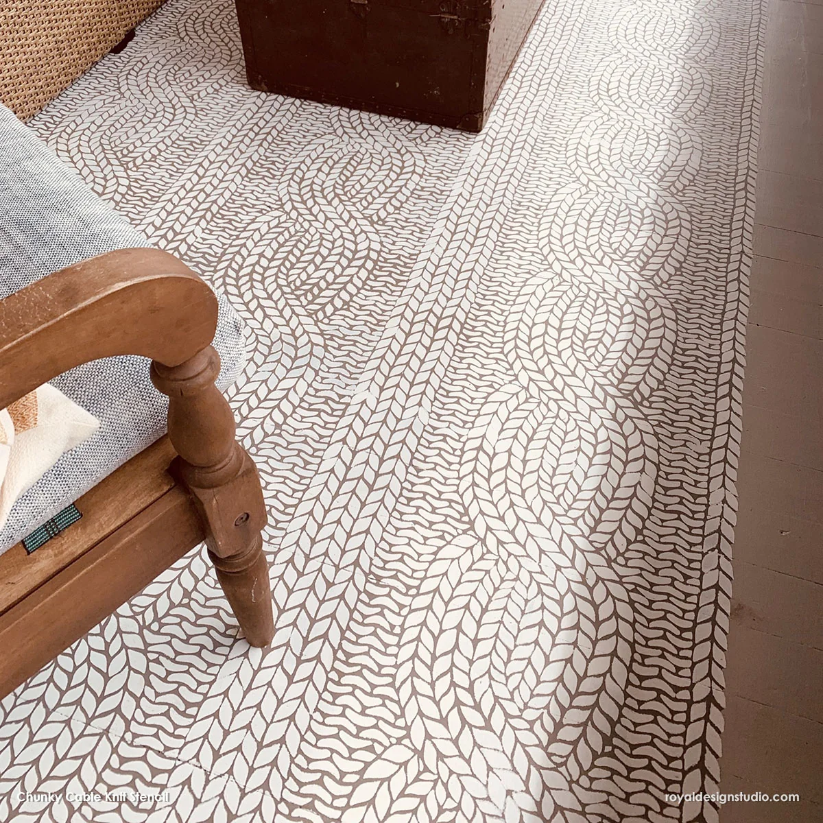 Chunky Cable Knit Wall Stencil - Image 15