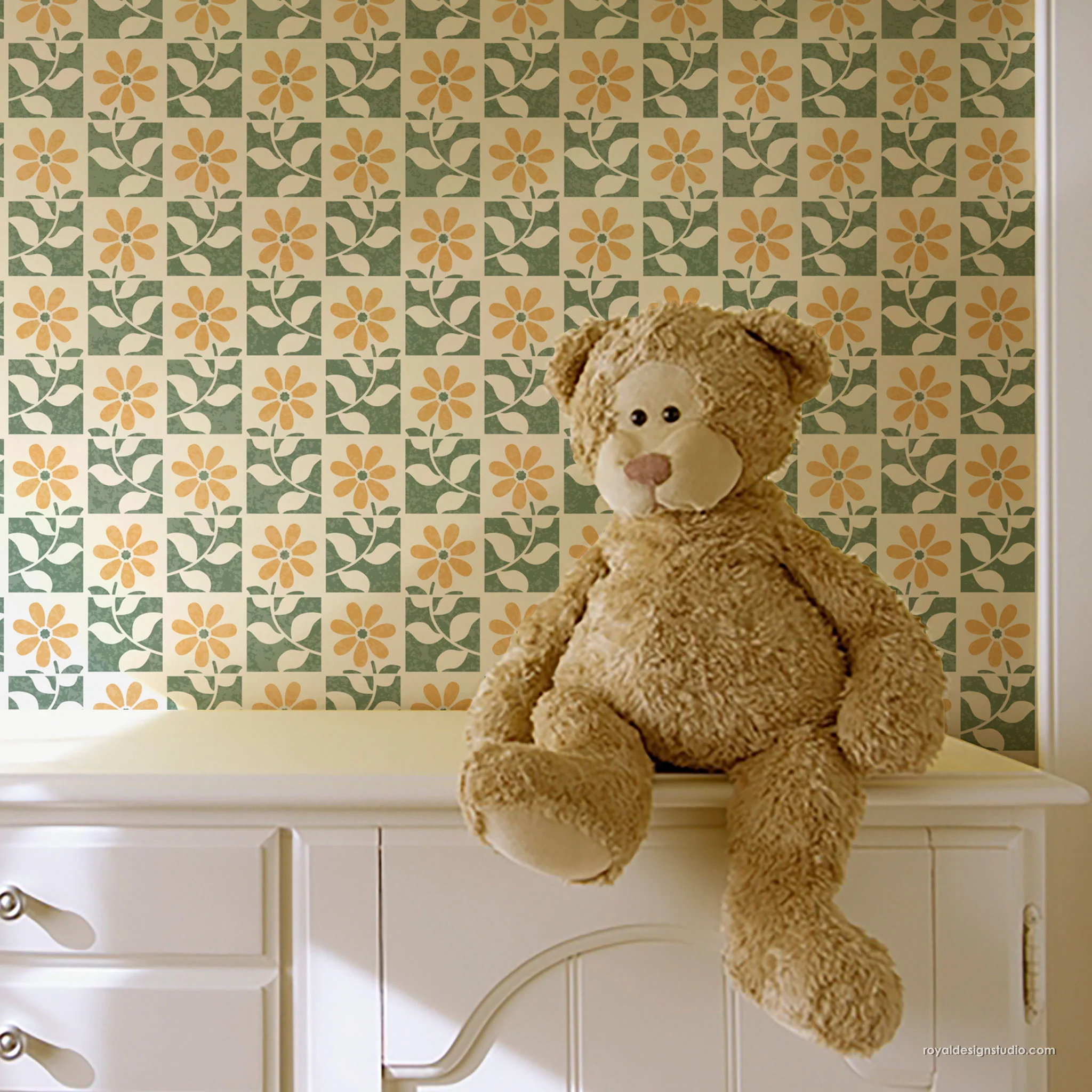Daisy Check Floral Wall Stencil - Image 7
