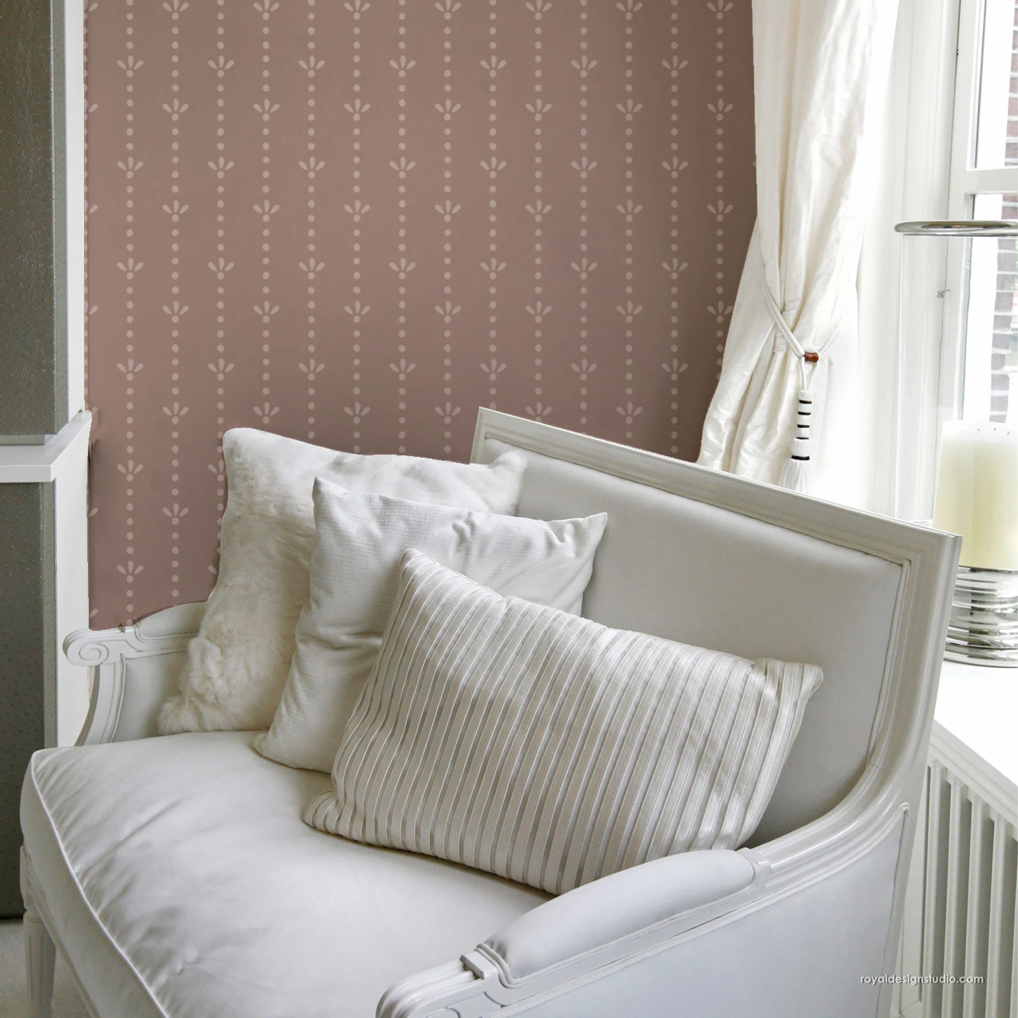 Dotty Stripe Wall Stencil Pattern - Image 4