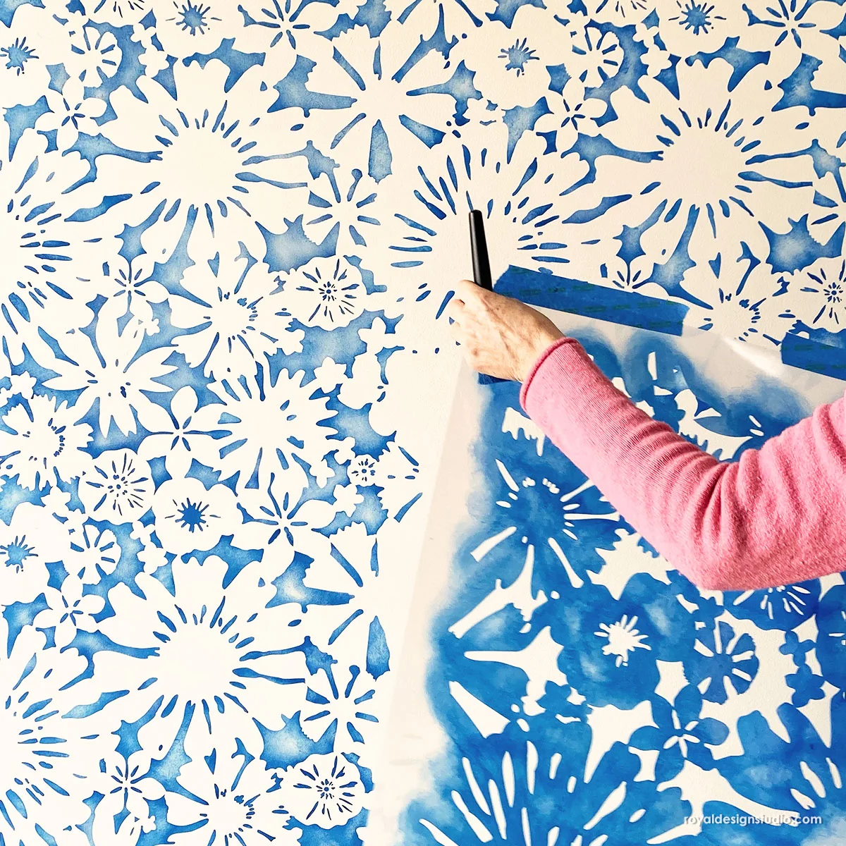 Floral Fireworks Allover Wall Stencil - Image 9
