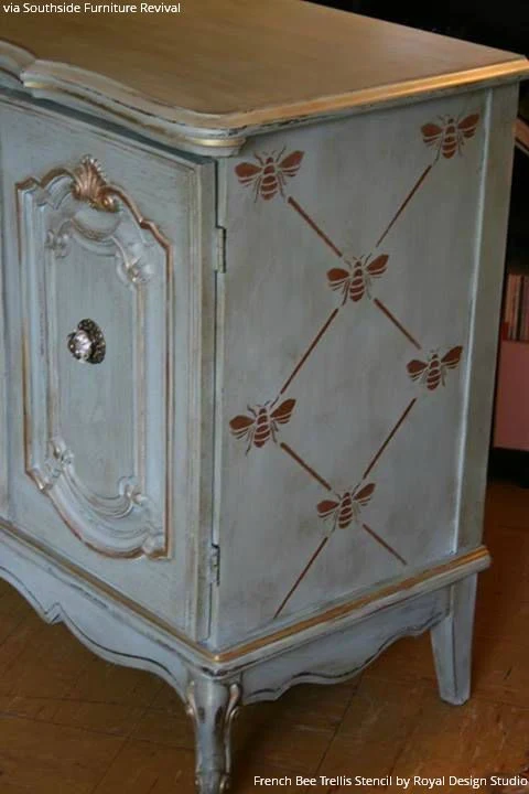 French Bee Trellis Stencil - Image 7