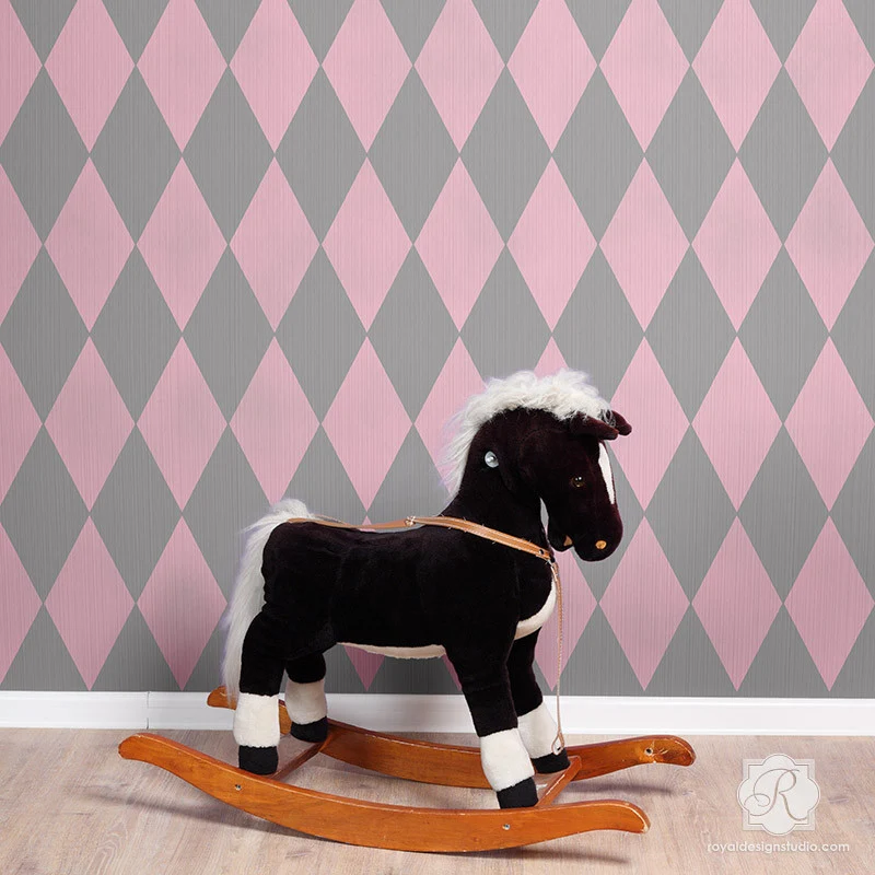 Harlequin Wall Stencil - Image 2