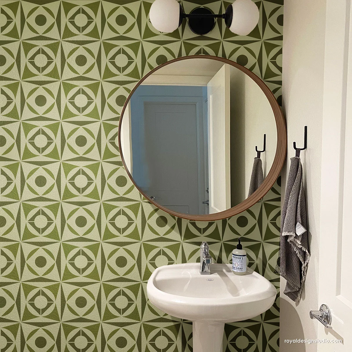 Inside Out Modern Tile Stencil - Image 2