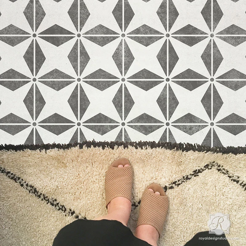 Pinwheels Tile Stencil - Image 3